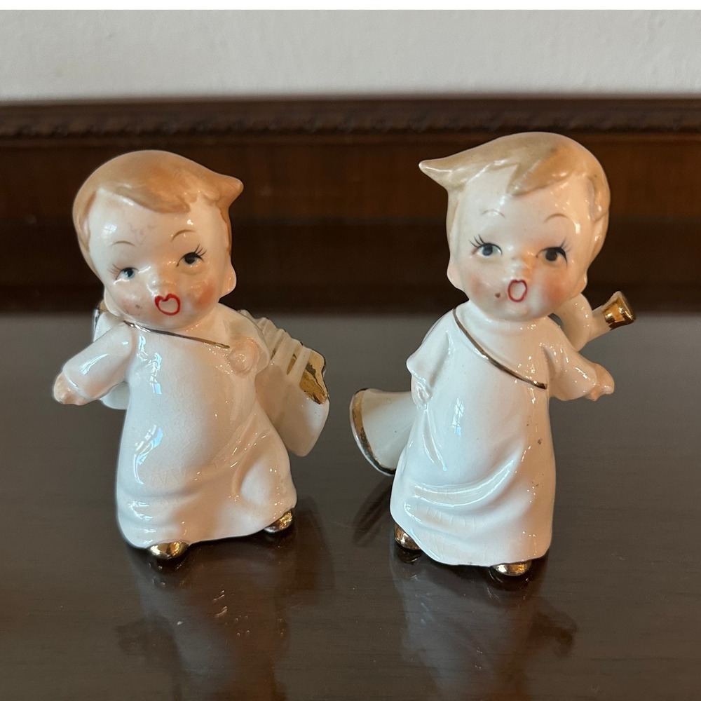 Vintage Wales Japan Ceramic Choir Boy Angel Figurines Gold‎ Trim Accordion Horn